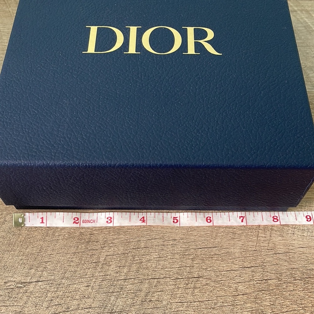 DIOR gift box - Picture 2 of 4
